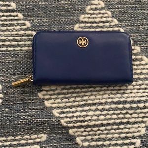 Tory Burch Robinson Wallet